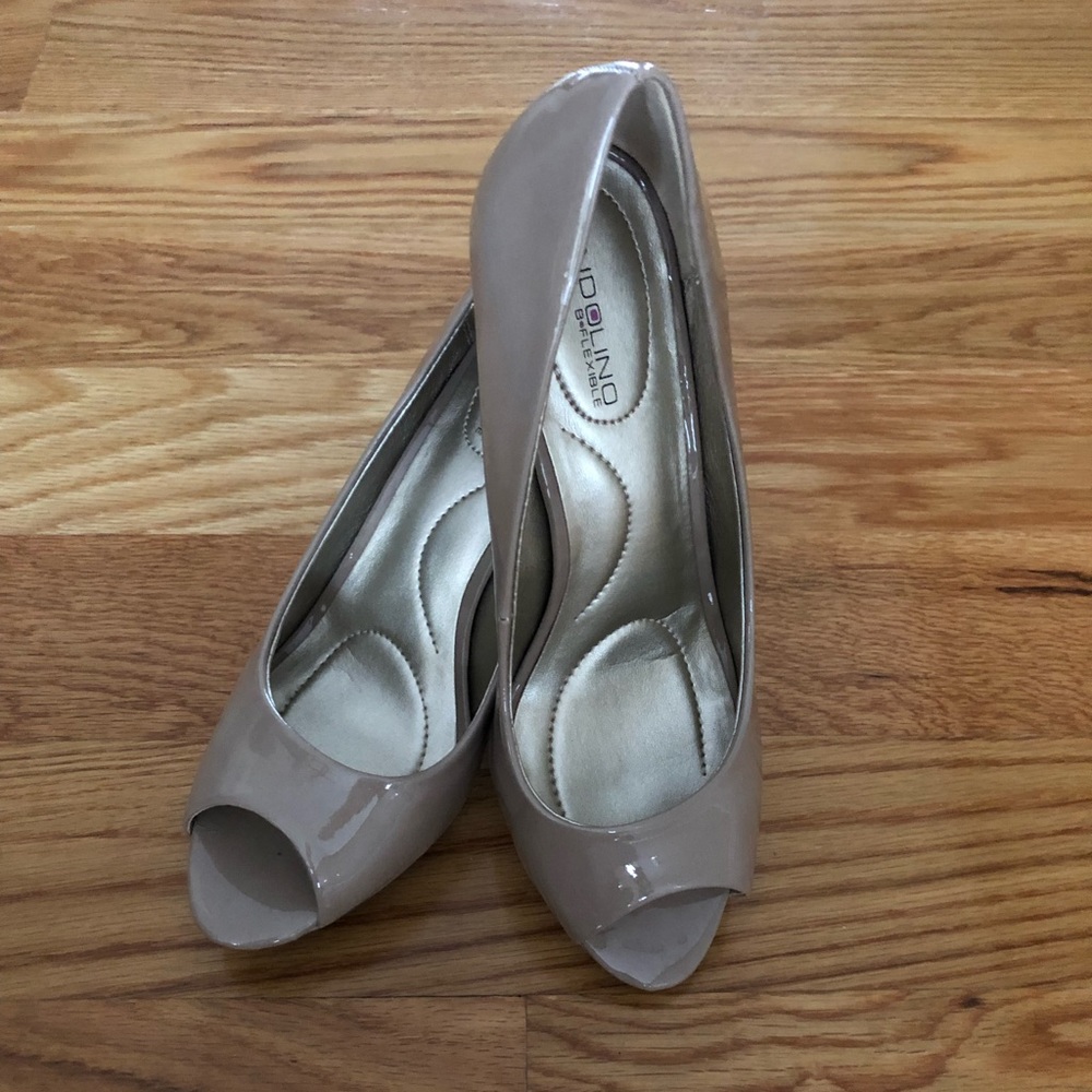 Bandolino Supermodel Dress Pump Size 6 1/2W
